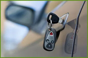 Neighborhood Locksmith Services Belmont, NC 704-291-2668 - 18-car-unlock