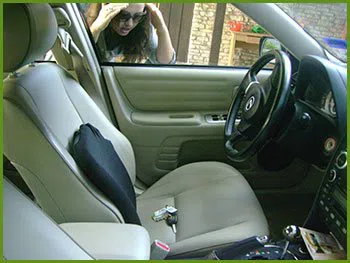 Neighborhood Locksmith Services Belmont, NC 704-291-2668 - 20-keys-locked-in-car